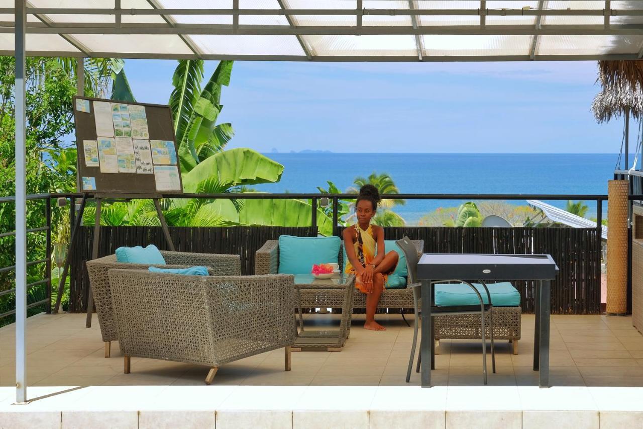 Hotel Villa Les Orchidees アンバトロアカ エクステリア 写真