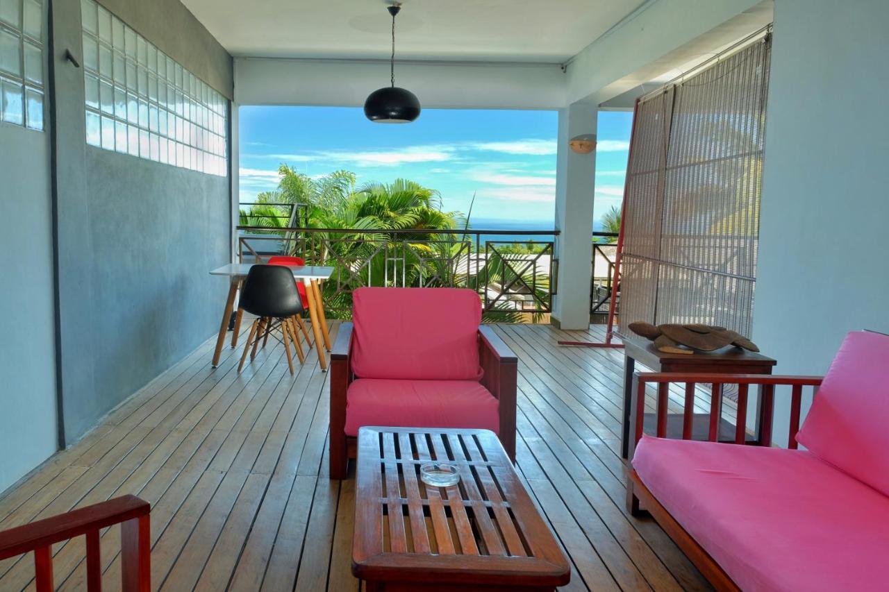 Hotel Villa Les Orchidees アンバトロアカ エクステリア 写真
