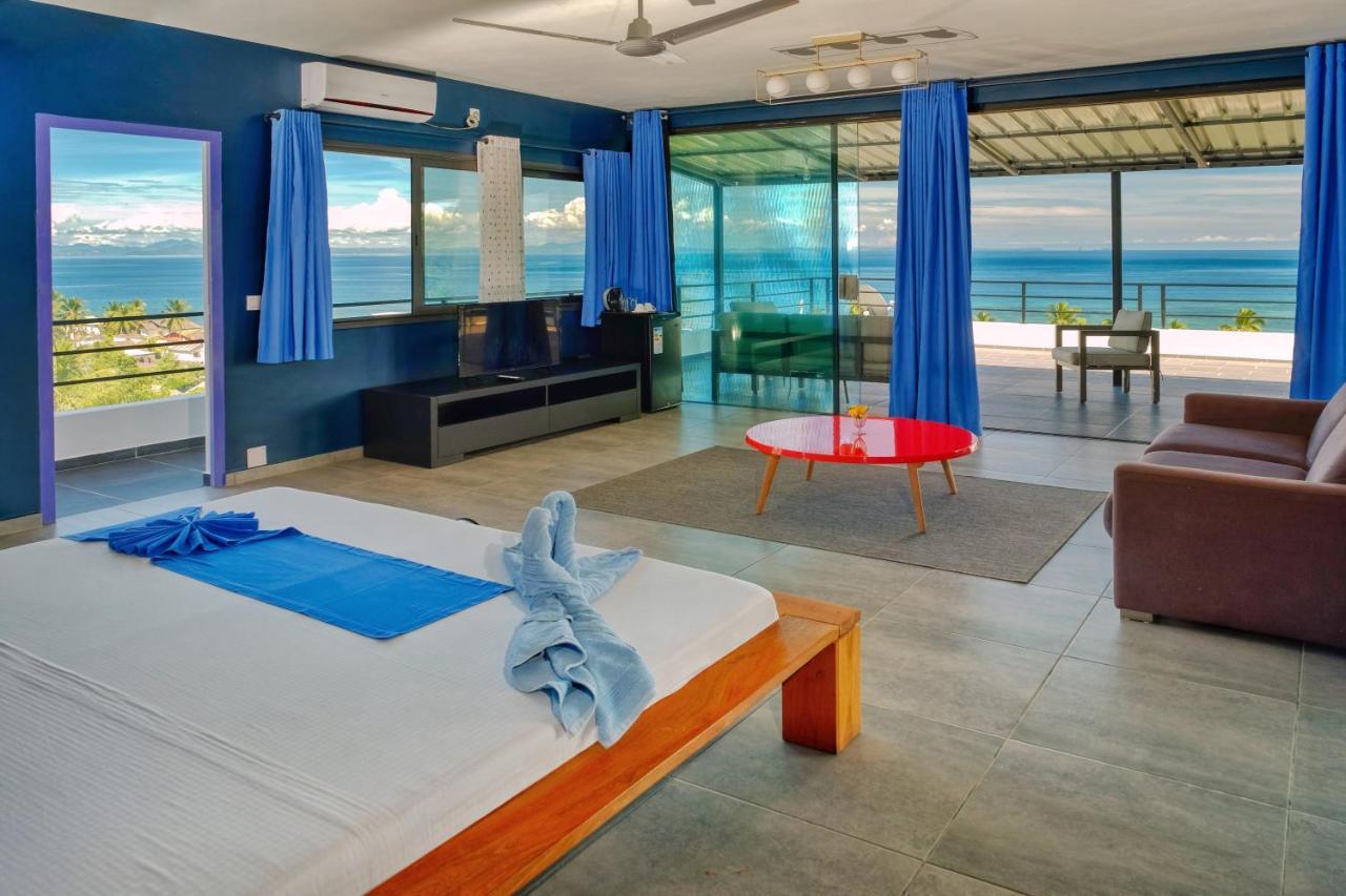 Hotel Villa Les Orchidees アンバトロアカ エクステリア 写真