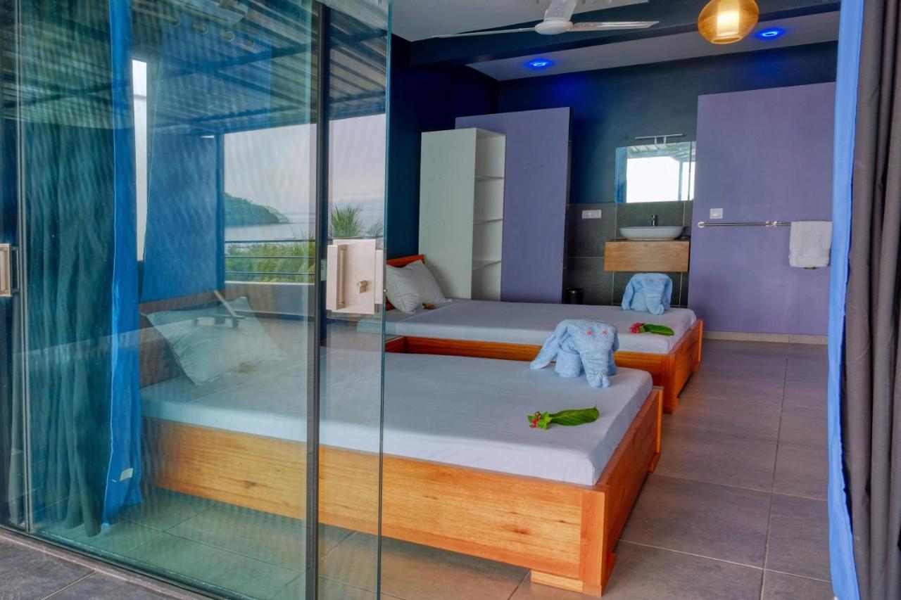 Hotel Villa Les Orchidees アンバトロアカ エクステリア 写真
