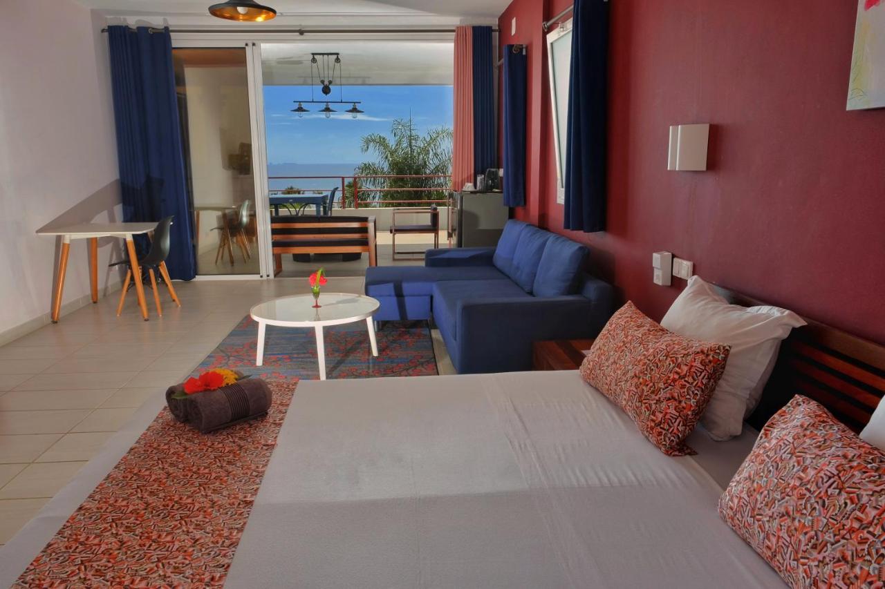 Hotel Villa Les Orchidees アンバトロアカ エクステリア 写真
